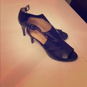 Open toe ankle booties